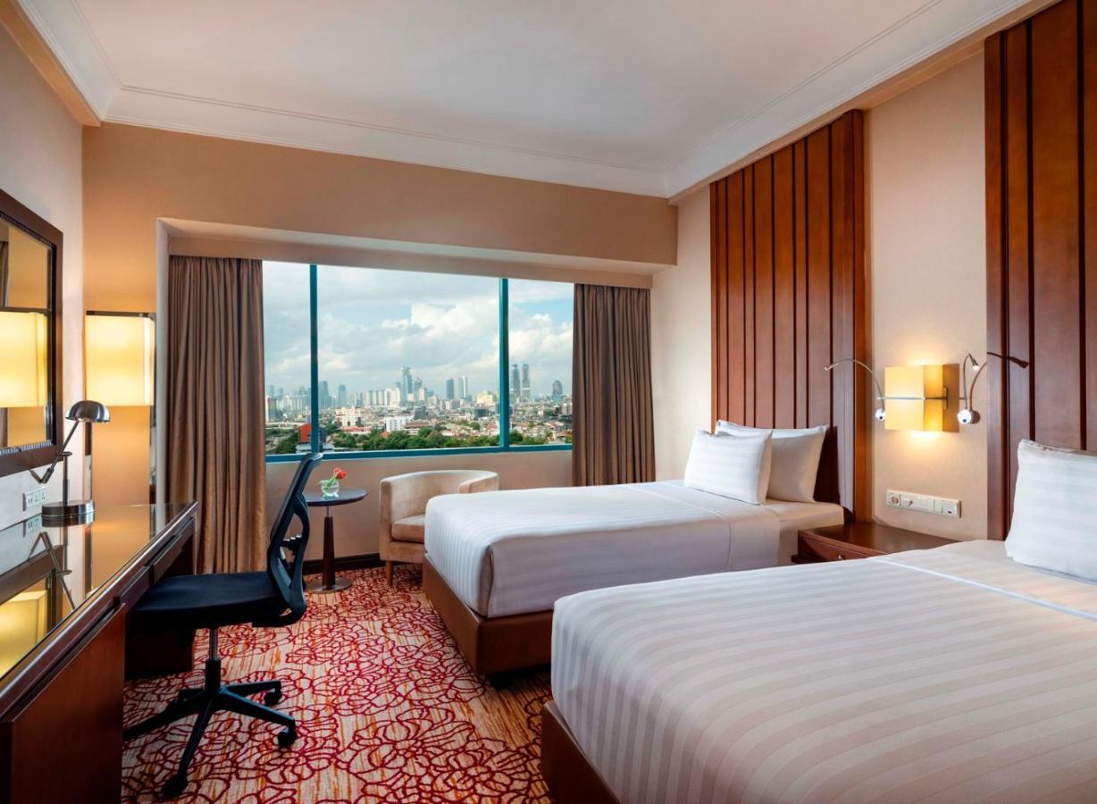 Hotel Ciputra Jakarta Managed By Swiss-Belhotel International Exterior photo